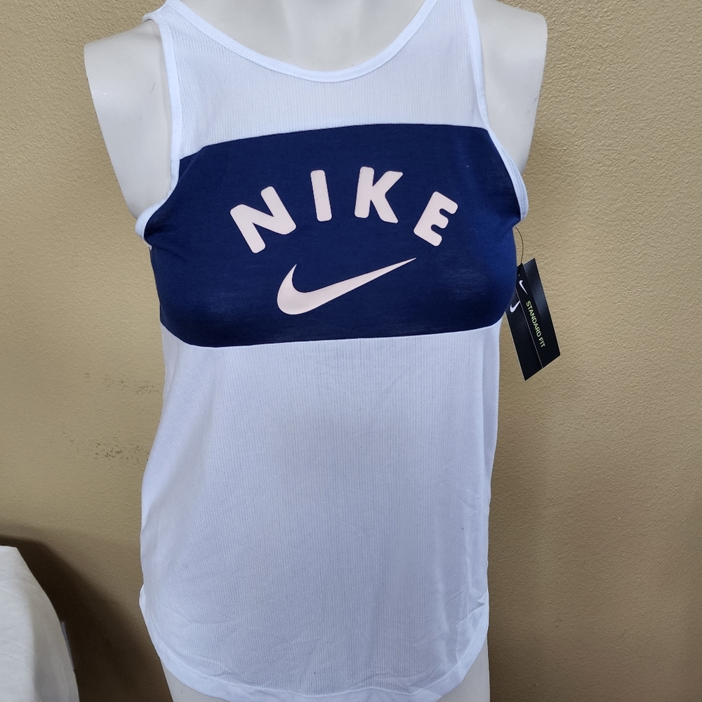 Nike Girls XL Tank top NWT
